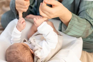 Congé supplémentaire de naissance : deux petits mois qui changent tout y compris pour les agris