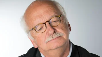 Portrait : Erik Orsenna, grand témoin du Sommet de l'Élevage 2026