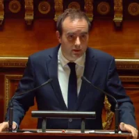 Que contient le projet de loi promis par Sébastien Lecornu pour mars 2026 ?
